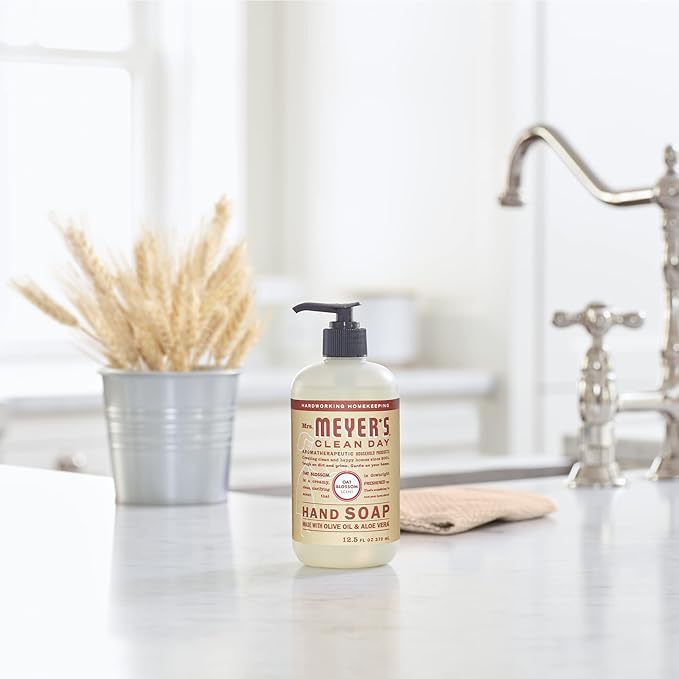 Mrs. MEYER'S CLEAN DAY Liquid Hand Soap Oat Blossom Scent (12.5 Fl Oz (Pack of 6))