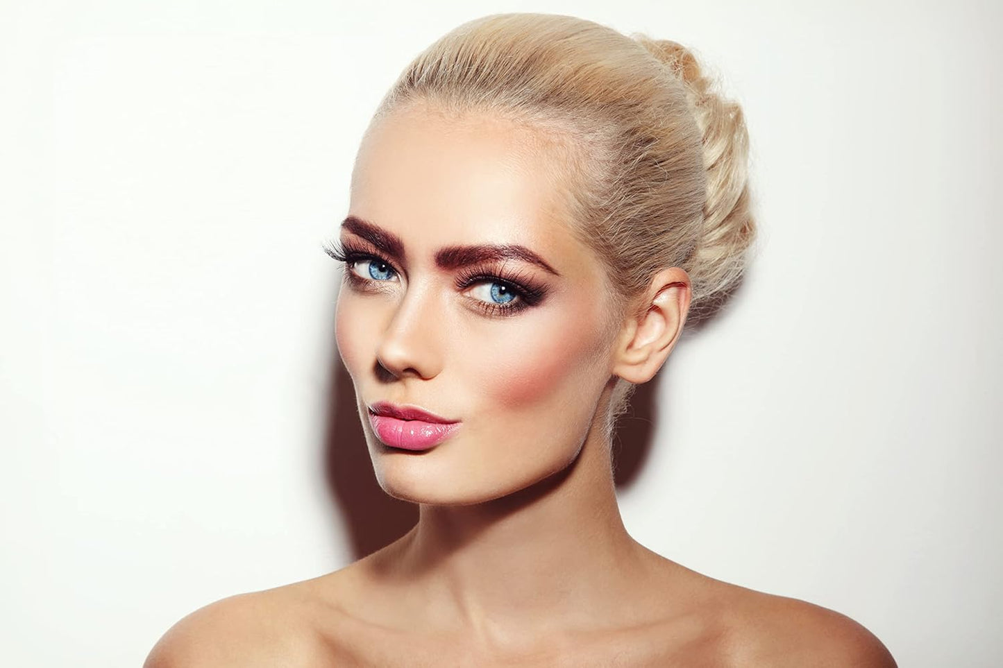Profusion Cosmetics - Studio Icon Collection Highlight & Contour 6 Colour Palette