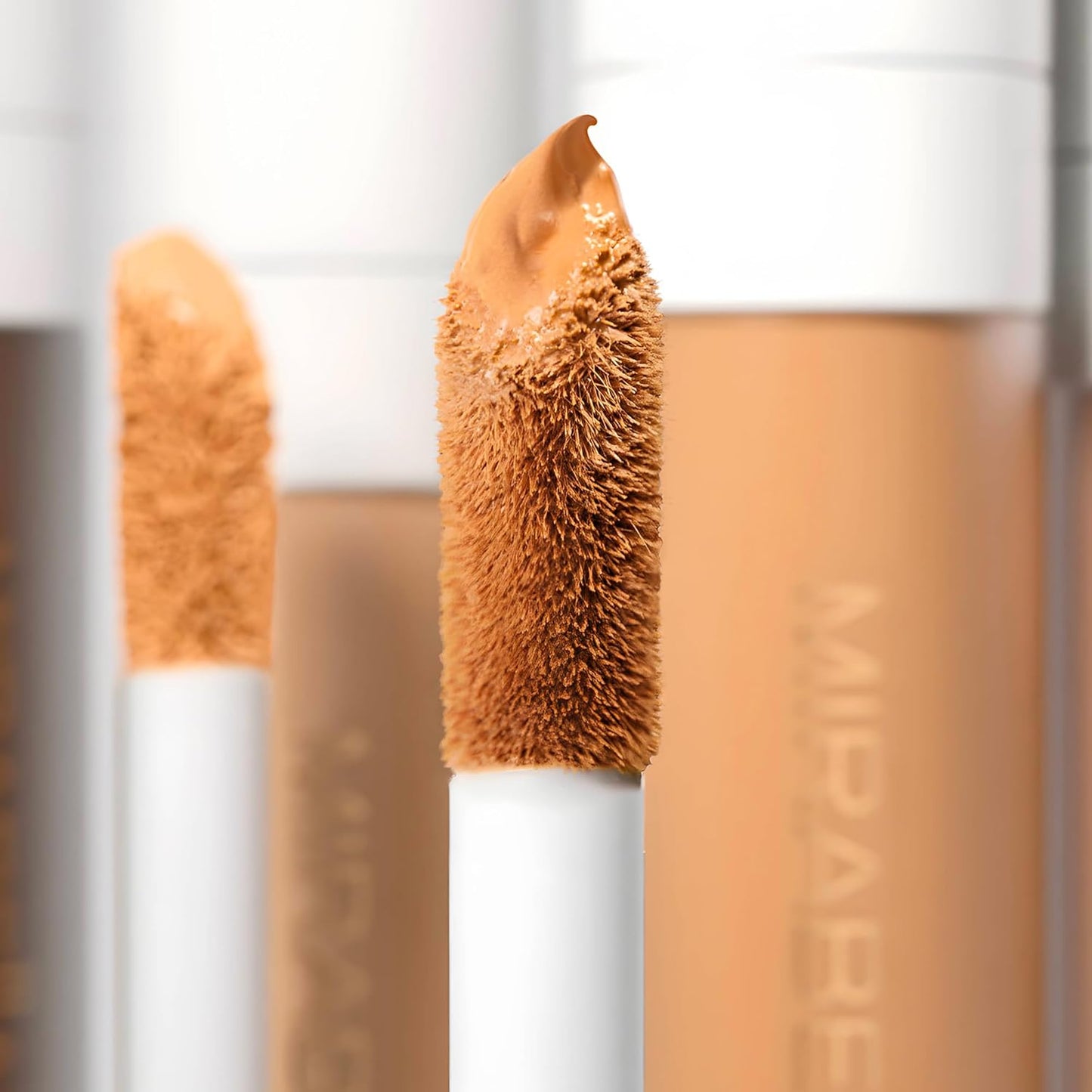 Mirabella Invincible For All Perfecting Under Eye Concealer Full Coverage - Hydrating Makeup Concealer for Dark Circles, Fine Lines & Wrinkles w/Hyaluronic Acid - Deep D200